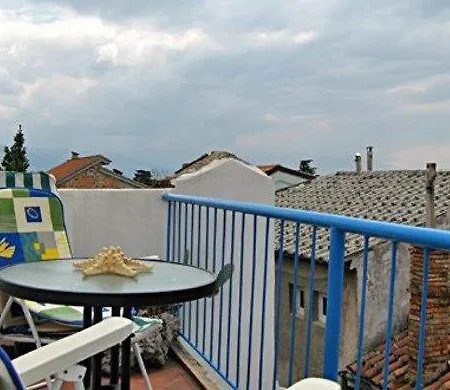 Apartment Studio Holy Trinity